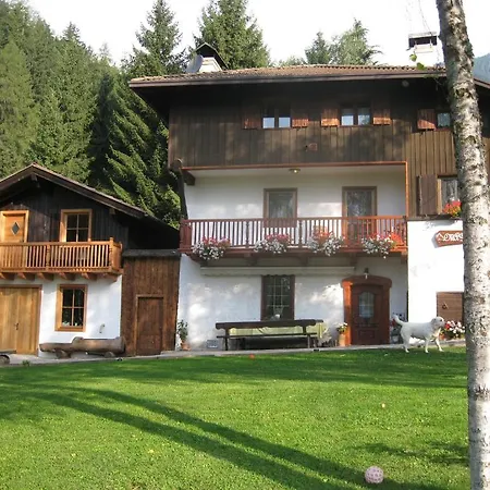 Alloggio per agriturismo Maso Kofler *